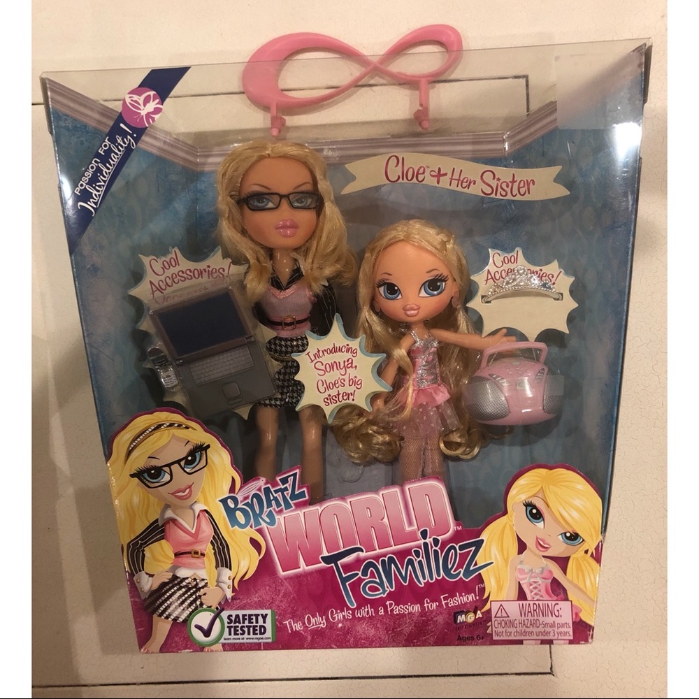 Bratz World Familiez Cloe + her Sister Sonya.